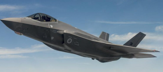 Foto - F-35 savaş uçakları kilitlenebilir mi? 'Hayır' diyemedi, ortalık karışacak