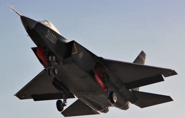 Foto - F-35'in yeni rakibi ortaya çıktı! 5. nesil savaş uçağı FC-31'in özellikleri dikkat çekiyor