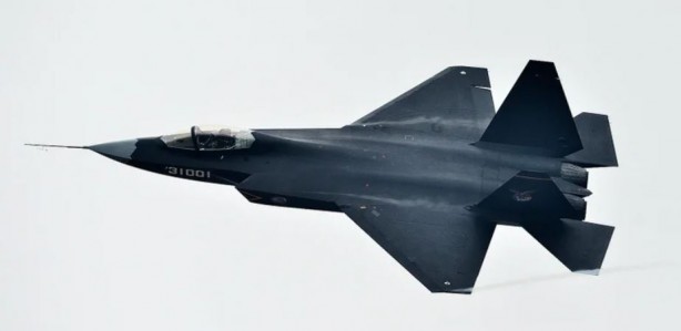 Foto - F-35'in yeni rakibi ortaya çıktı! 5. nesil savaş uçağı FC-31'in özellikleri dikkat çekiyor