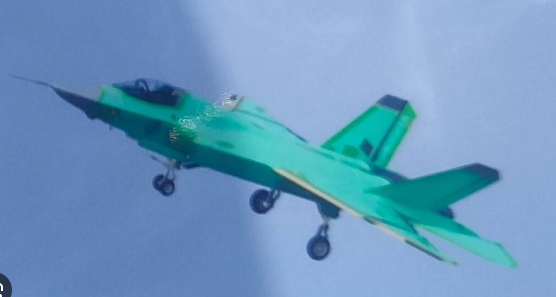 F-35'leri tahtından edecek! Pentagon tedirgin, ilk kez görüntülendi