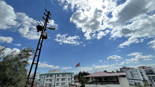 Fabrikalarda çalışacak işçiler böyle aranıyor