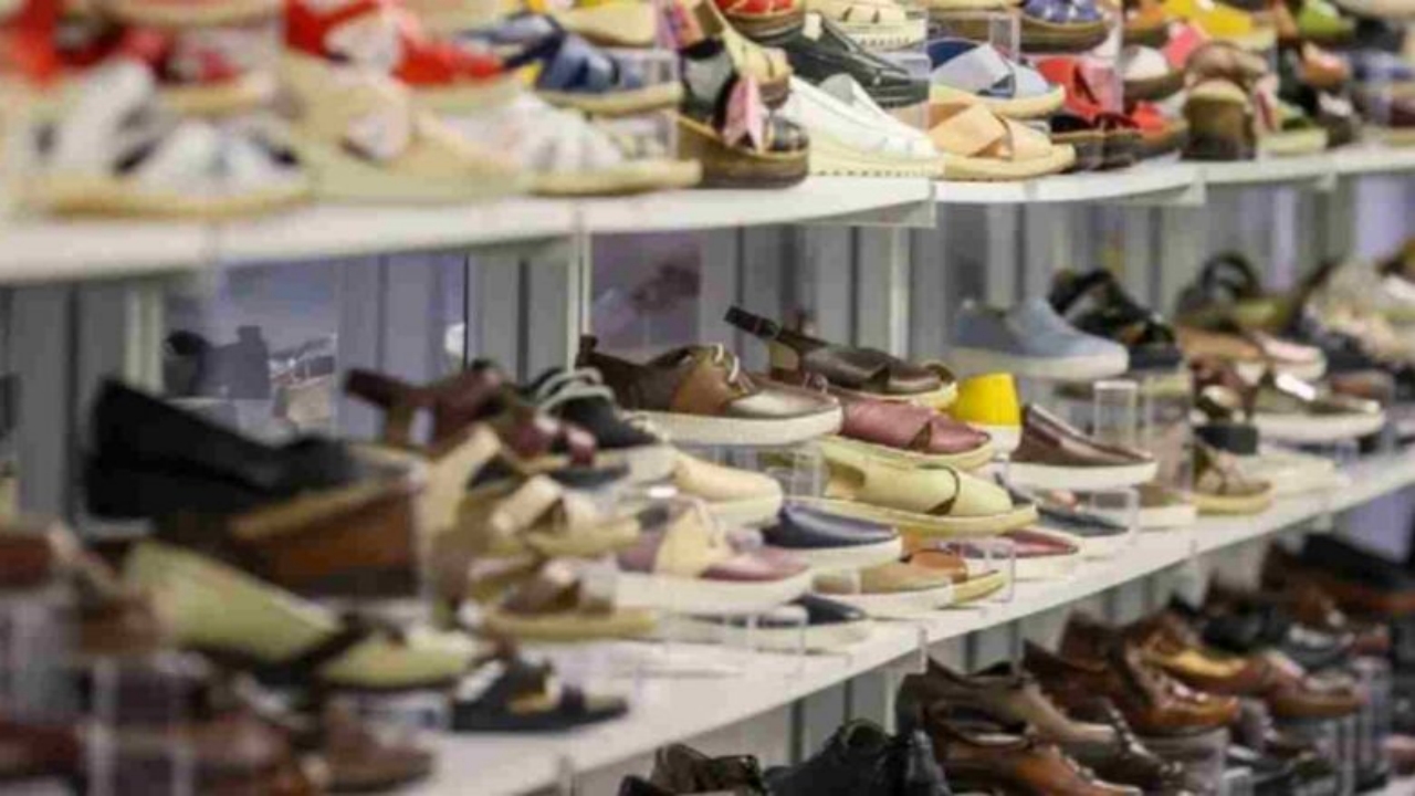 Foto - Fabrikası küle dönmüştü! Türkiye’nin dev ayakkabı markası konkordato ilan etti