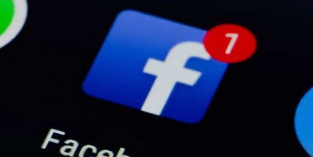 Foto - Facebook 'Akıllı telefon bataryalarını tüketiyor' iddiası