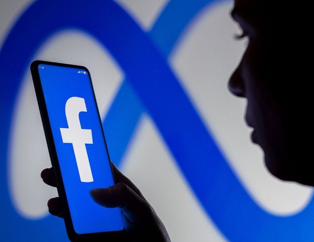 Foto - Facebook'un başı ayrımcılıkla dertte