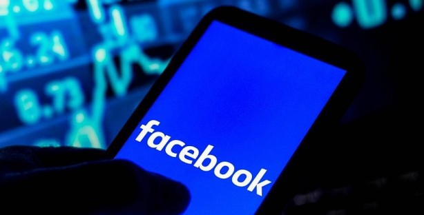 Foto - Facebook'un başı ayrımcılıkla dertte