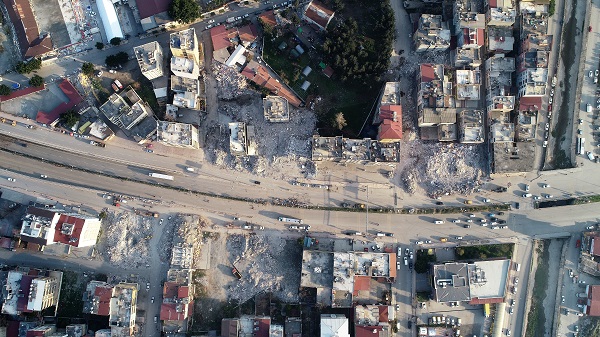 Foto - Facia geliyorum demiş! Yıkılan evlerde bu malzeme kullanılmış