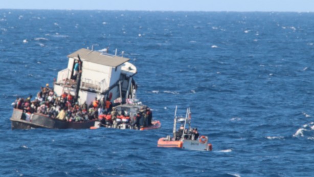 Foto - Facia! Mülteci teknesi battı: 40 ölü, 150 kayıp!