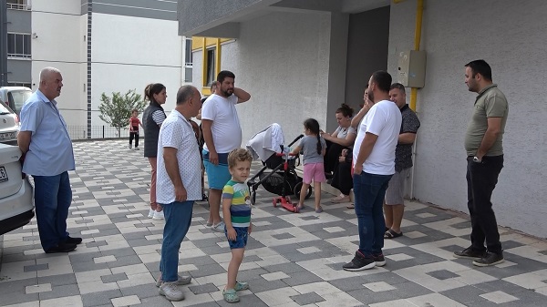 Foto - Facianın eşiğinden döndüler...İstinat duvarı böyle çöktü