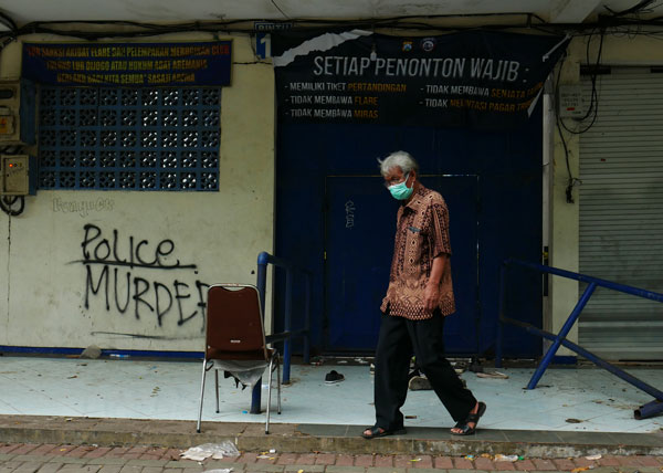 Foto - Facianın yaşandığı stat savaş alanına dönmüş!