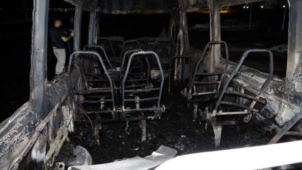 Foto - Faciaya kıl payı! Seyir halindeyken bomba gibi patladı