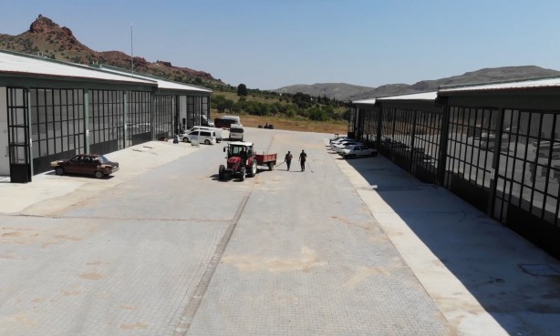 Foto - Fahiş kiralardan böyle kurtuldular! Sigara fiyatına sıfır dükkan