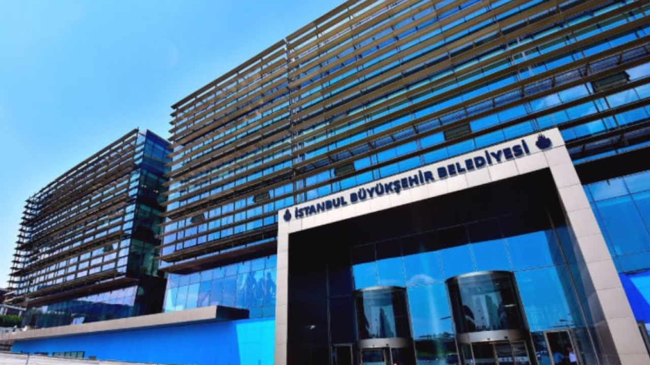 Foto - Fahrettin Altun ilk cezayı CHP’li İBB'ye kesti!