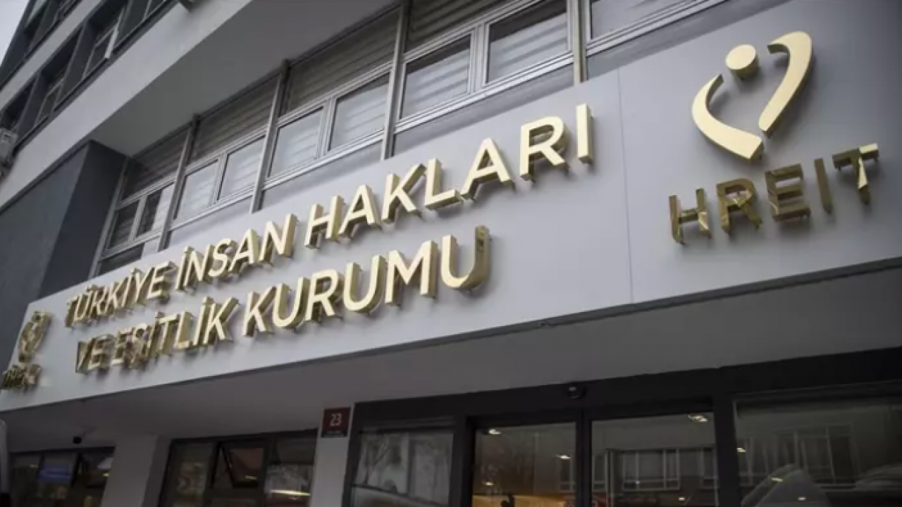 Foto - Fahrettin Altun ilk cezayı CHP’li İBB'ye kesti!