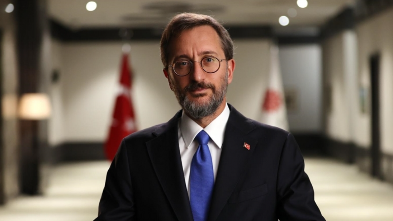 Fahrettin Altun ilk cezayı CHP’li İBB'ye kesti!