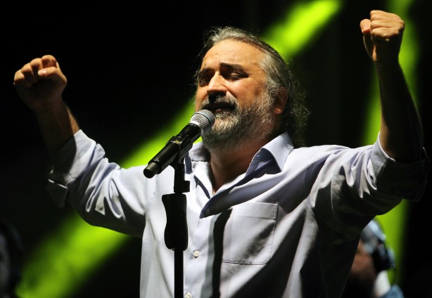 Foto - Fakir edebiyatı yapan tuzu kuru muhalif tayfa sayesinde ünlüler yılbaşı gecesi ceplerini dolduracak!