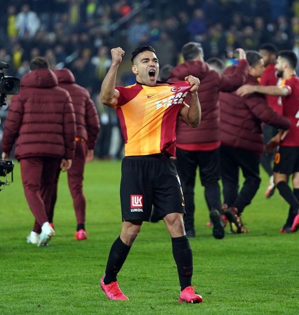 Foto - Falcao'ya bomba teklif!