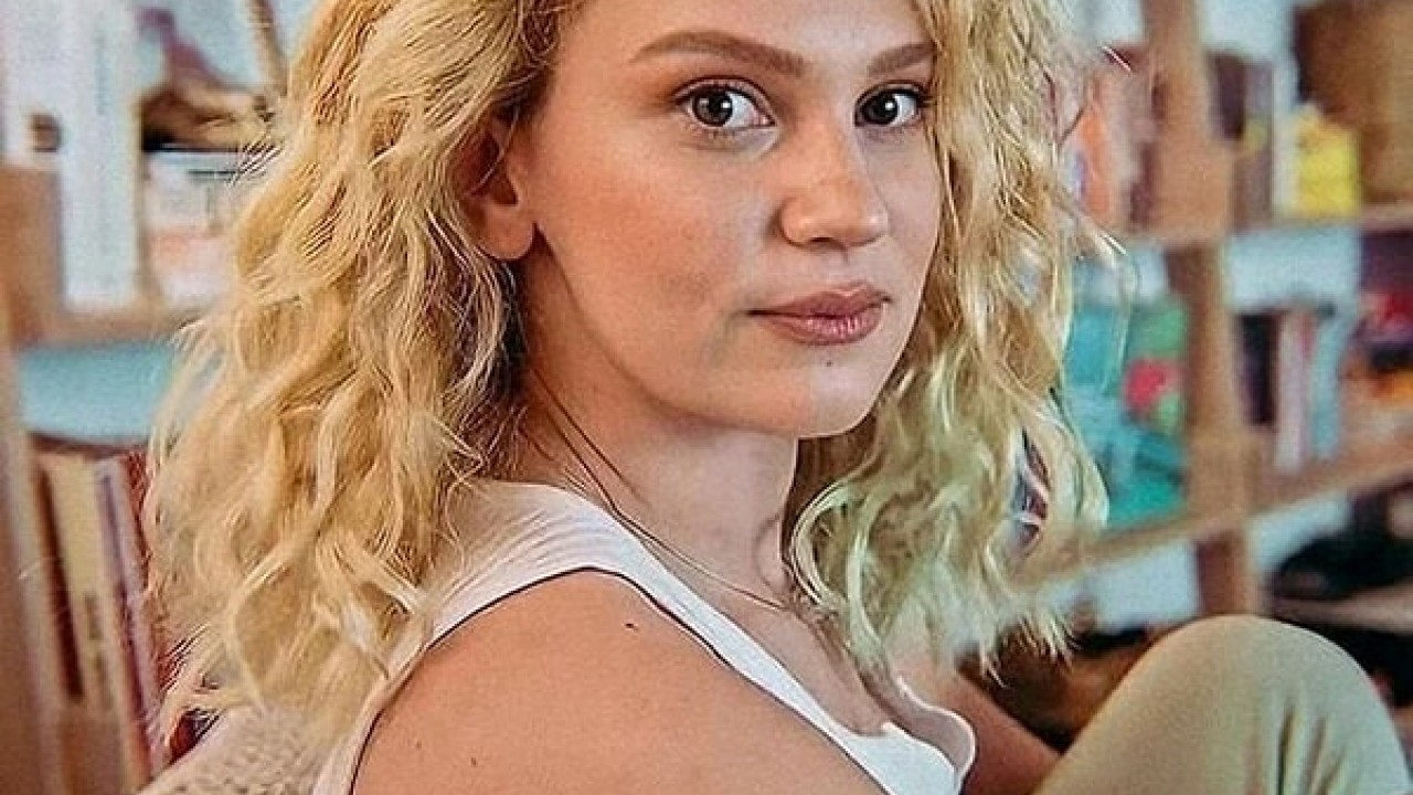 Foto - Farah Zeynep Abdullah'ın 'Babam sperm bankasından çocuk yapabilirsin dedi' sözlerine tepki: Şeytanın eseri bunlar
