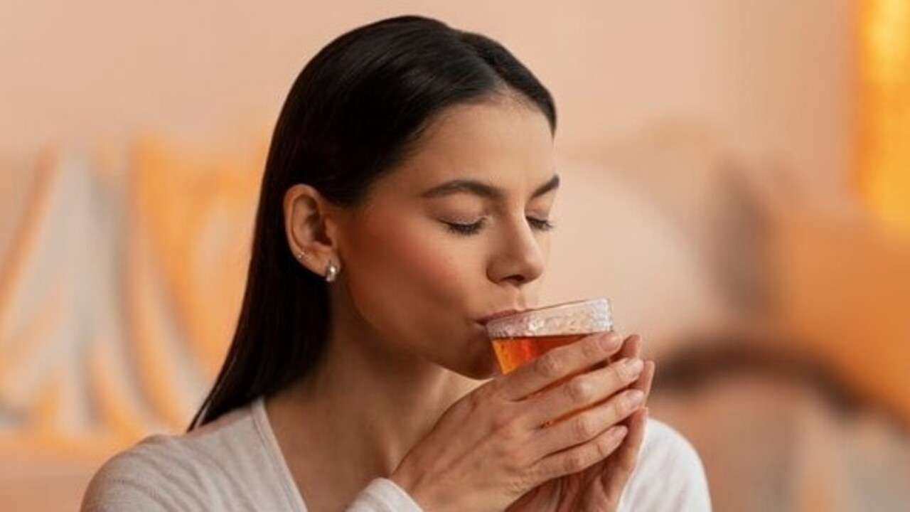 Farkını deneyince göreceksiniz! Sabahları kahve yerine bu çayı içenler güne zinde başlıyor