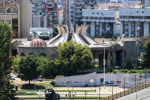 Foto - Farklı mimari stillerin kesiştiği Balkan şehri: Üsküp