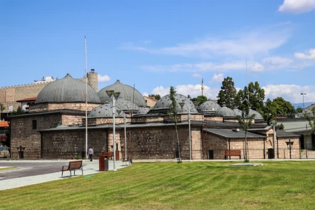 Foto - Farklı mimari stillerin kesiştiği Balkan şehri: Üsküp