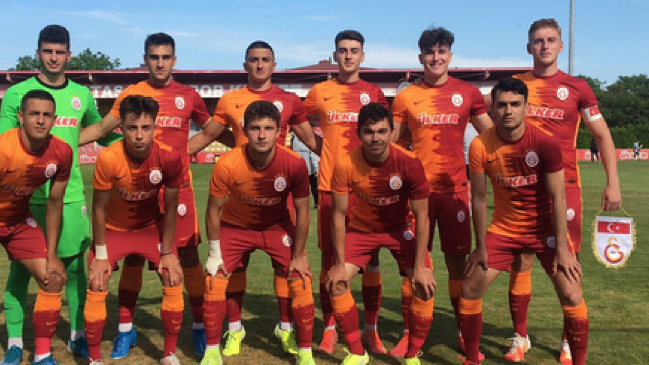 Foto - Farklı tarife canları sıktı: Akşam aman diyelim… Galatasaray'ın gençleri üzdü