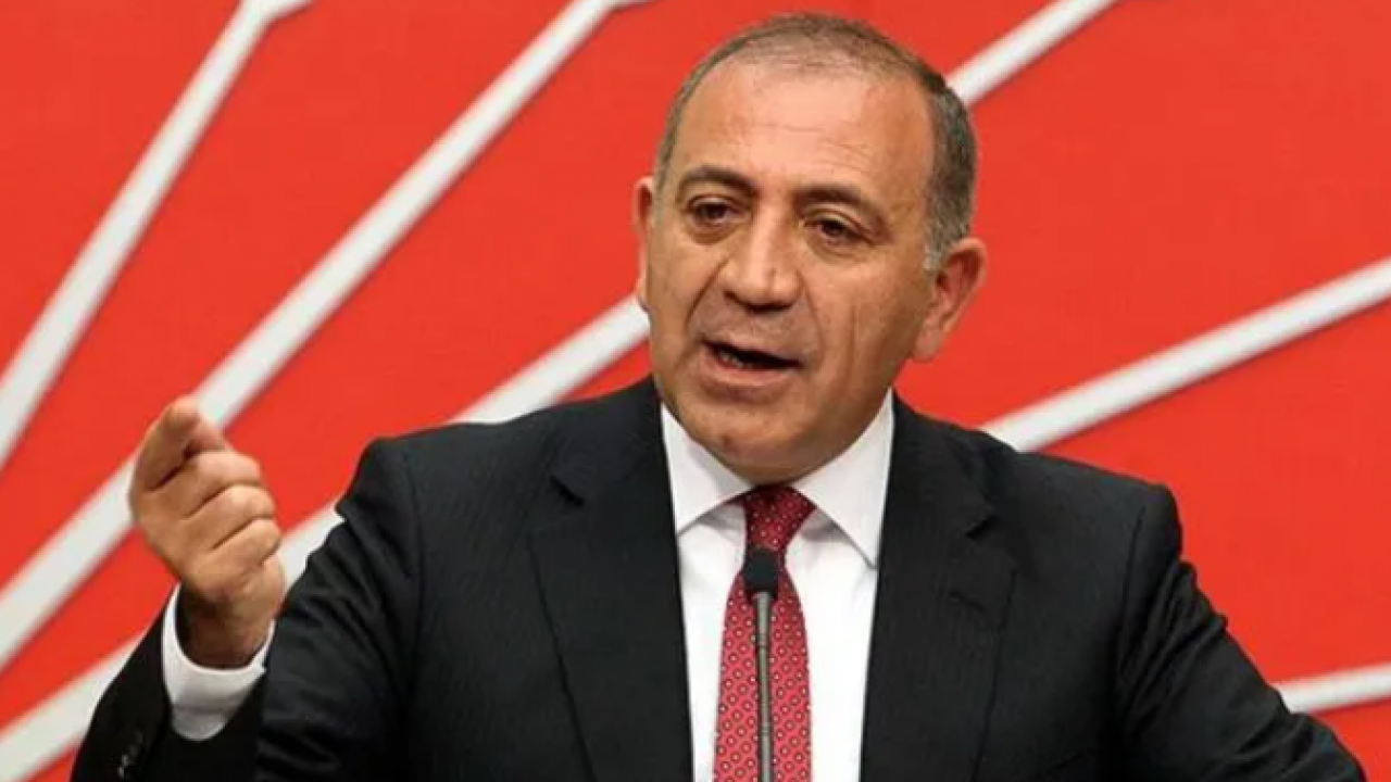 Foto - Faşist CHP! Ses çıkaran partiden atılıyor