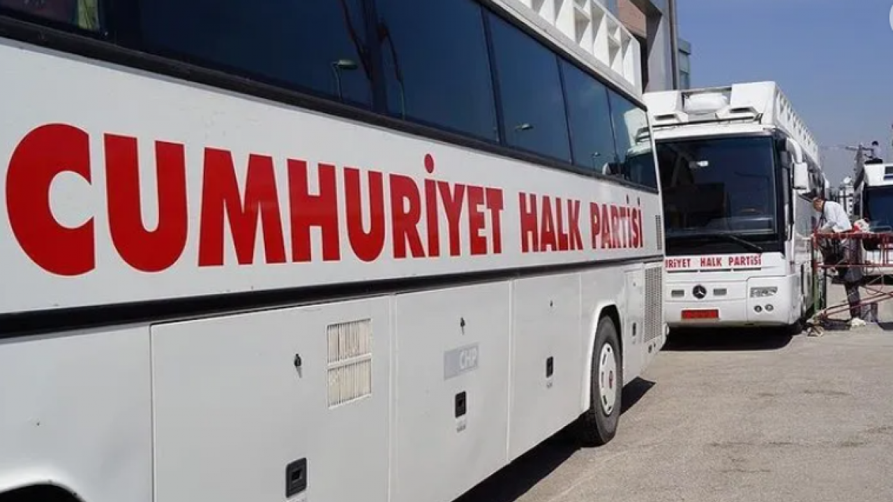 Foto - Faşist CHP! Ses çıkaran partiden atılıyor