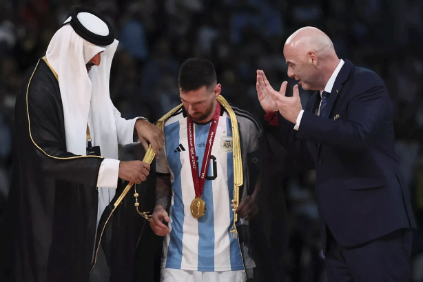 Foto - Fatih Altaylı ağıza alınmayacak sözler sarf etmişti. Messi’ye 1 Milyon dolar teklif ettiler