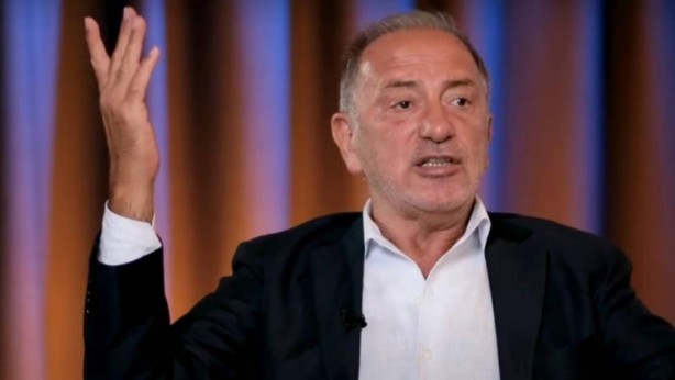 Foto - Fatih Altaylı’nın feleği şaşacak, feleği! O isim, "Altaylı, sevgilisi ve golf sopası" gerçeğini tüm Türkiye’ye böyle duyurdu! Herkese geçmişler olsun