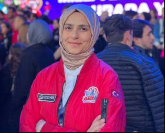 Fatih Altaylı'ya görülmemiş kapak! İşte karşınızda Haluk Bayraktar'dan görevi devralan Elvan Kuzucu Hıdır 