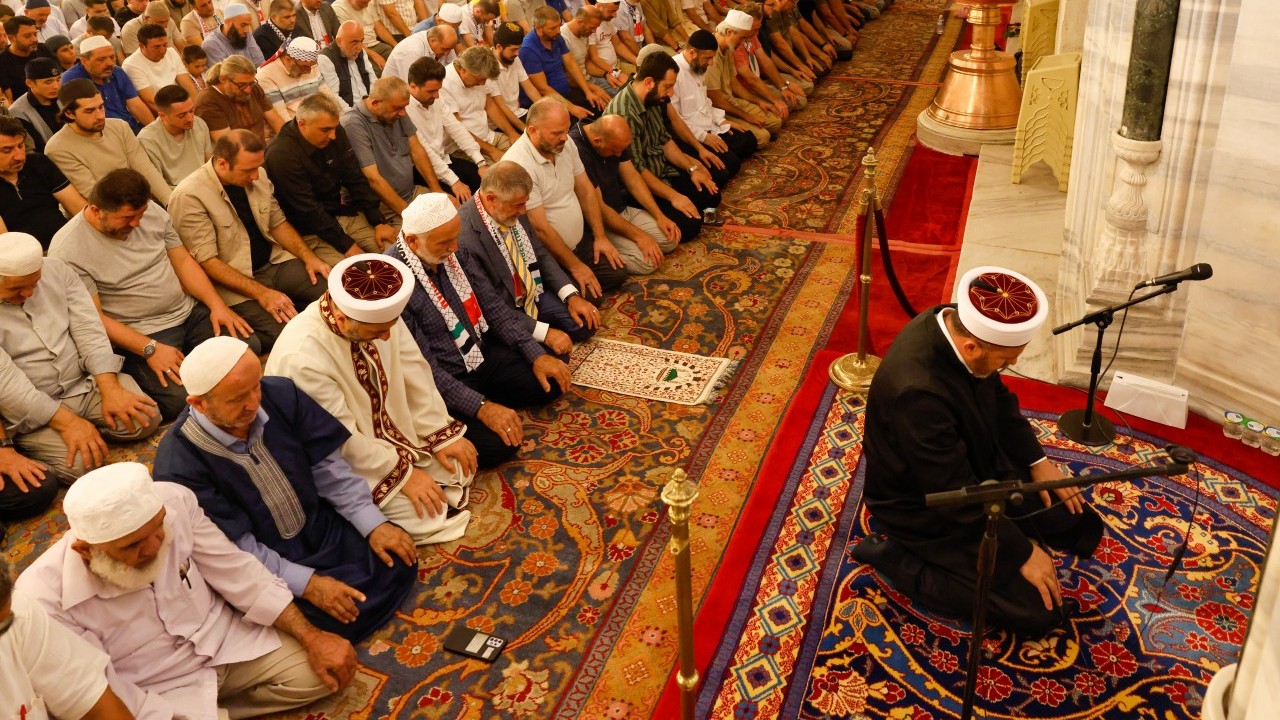 Foto - Fatih Camii’nde on binler Gazze için buluştu