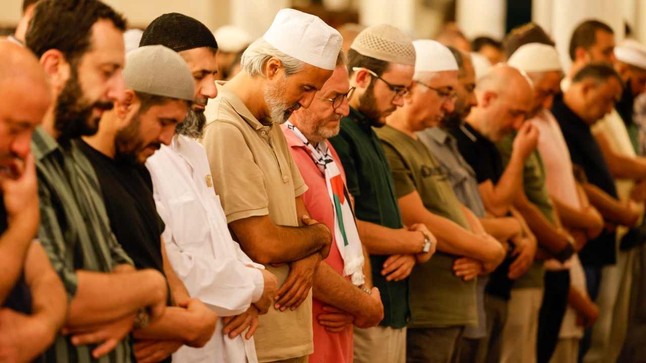 Foto - Fatih Camii’nde on binler Gazze için buluştu