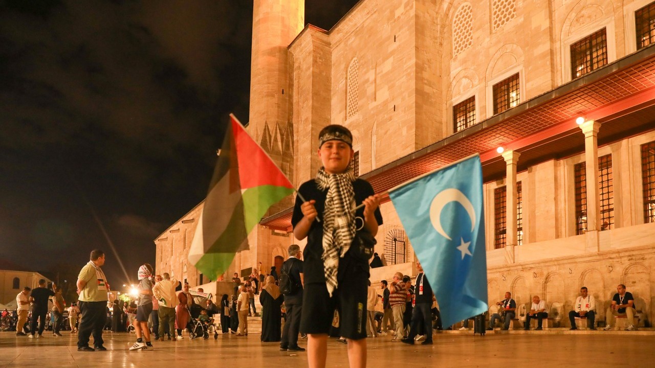 Foto - Fatih Camii’nde on binler Gazze için buluştu