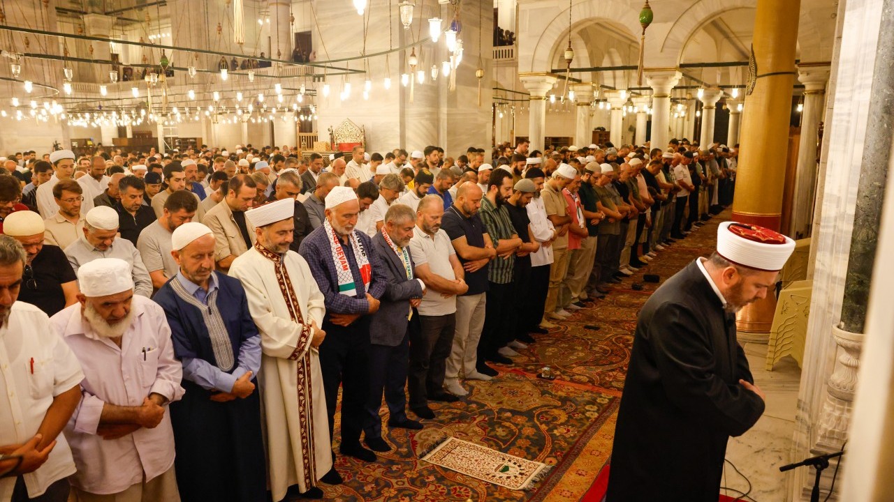 Foto - Fatih Camii’nde on binler Gazze için buluştu