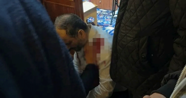 Fatih Camisi'nde imamı ve hafızı bıçaklayan şüpheli gözaltında