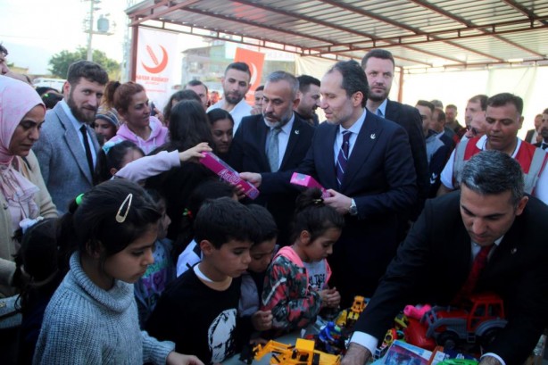 Foto - Fatih Erbakan depremzedelerle bir araya geldi!