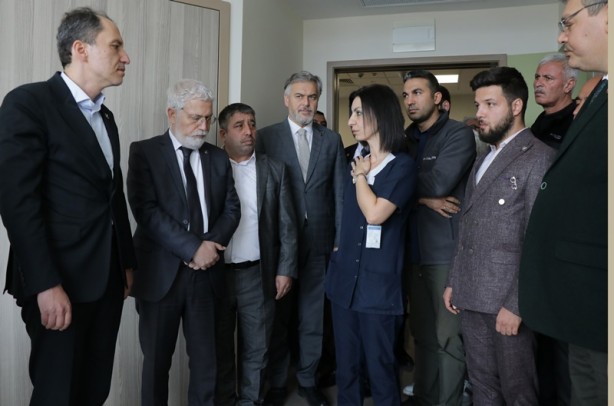 Foto - Fatih Erbakan, trafik kazasında yaralanan partilileri ziyaret etti