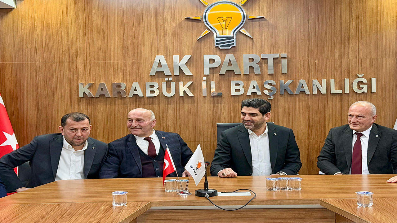 Foto - Fatih Erbakan'a kötü haber! AK Parti'ye katıldı