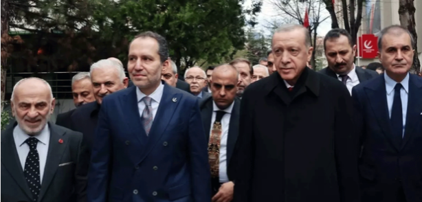 Fatih Erbakan'dan gündeme oturacak AK Parti yalanlaması! Reddediyoruz