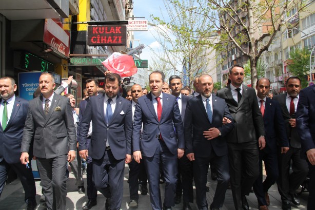 Foto - Fatih Erbakan'dan skandal vaat sonrası kritik çağrı: İnşallah müsaade etmezler