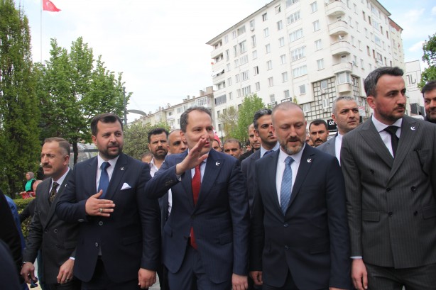 Foto - Fatih Erbakan'dan skandal vaat sonrası kritik çağrı: İnşallah müsaade etmezler