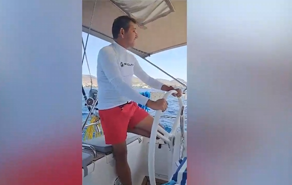 Foto - Fatih Portakal kovulma iddiasıyla gündemdeydi! Tekneden paylaştı