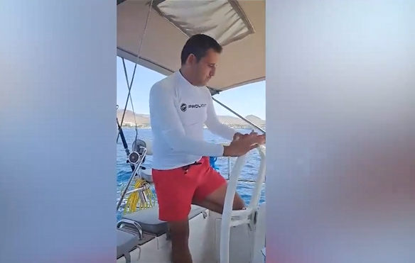 Foto - Fatih Portakal kovulma iddiasıyla gündemdeydi! Tekneden paylaştı