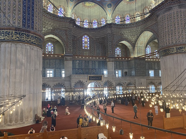 Foto - Fatih Sultan Mehmet Han’ın vasiyeti! Ayasofya ve Sultan Ahmet’te gelenek sürüyor
