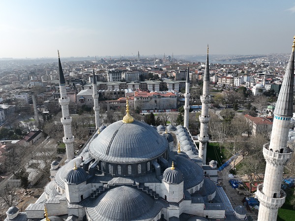 Foto - Fatih Sultan Mehmet Han’ın vasiyeti! Ayasofya ve Sultan Ahmet’te gelenek sürüyor