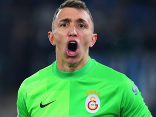 Foto - Fatih Terim açıkladı: Herkes şaşırdı: Kritik hamlesini duyurdu: Muslera planı ortaya çıktı…