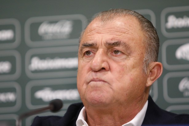 Foto - Fatih Terim başka bir amaç için Panathinaikos'ta mı gerçekten? Net mesajı verdi bile: Dev derbi öncesi şok karar çıkabilir!