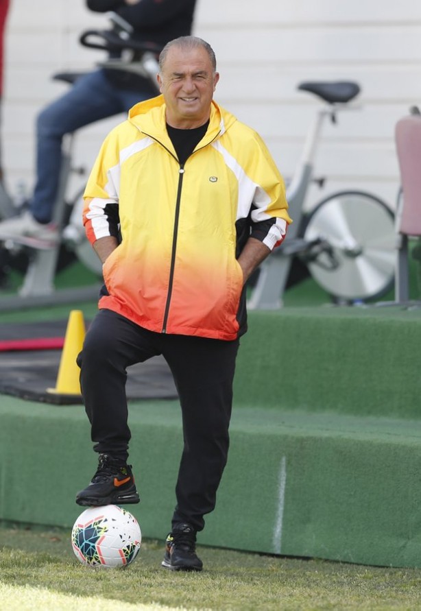 Foto - Fatih Terim yasağı deldi