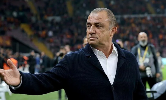 Fatih Terim son maçta Yunanistan'ı salladı