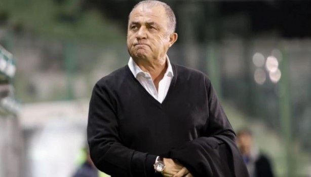 Fatih Terim Yunanistan'da imparatorluğa oynuyor